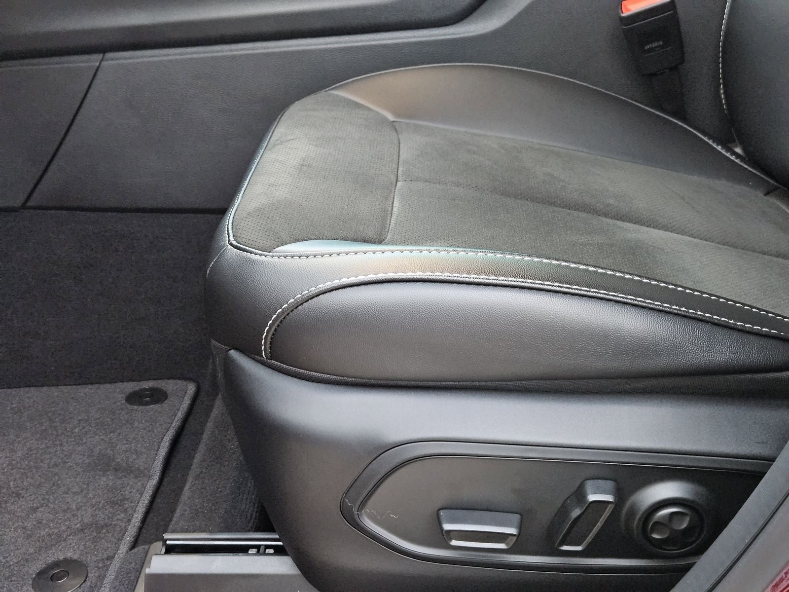 2025 Jeep Grand Cherokee GRAND CHEROKEE ALTITUDE X 4X2