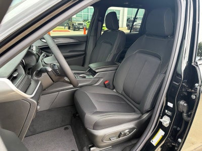 2026 Jeep Grand Cherokee GRAND CHEROKEE LAREDO 4X4