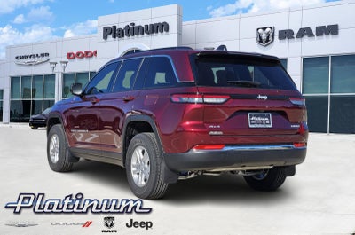 2025 Jeep Grand Cherokee GRAND CHEROKEE LAREDO 4X4