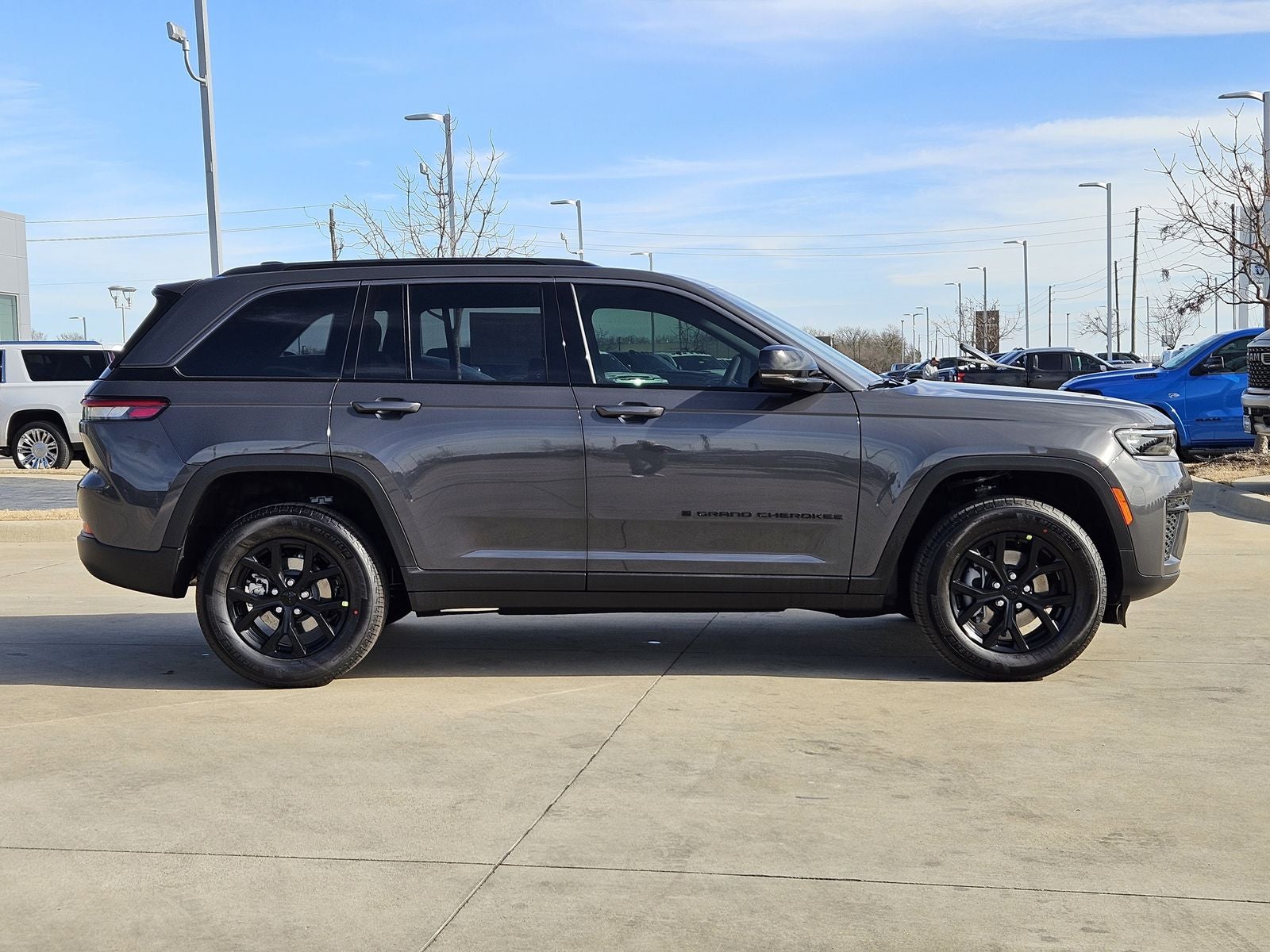 2026 Jeep Grand Cherokee GRAND CHEROKEE ALTITUDE 4X4