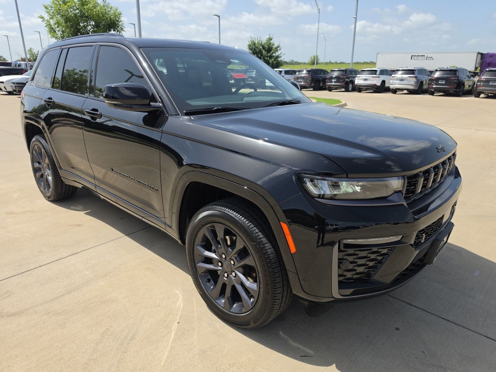 2026 Jeep Grand Cherokee GRAND CHEROKEE LIMITED RESERVE 4X4