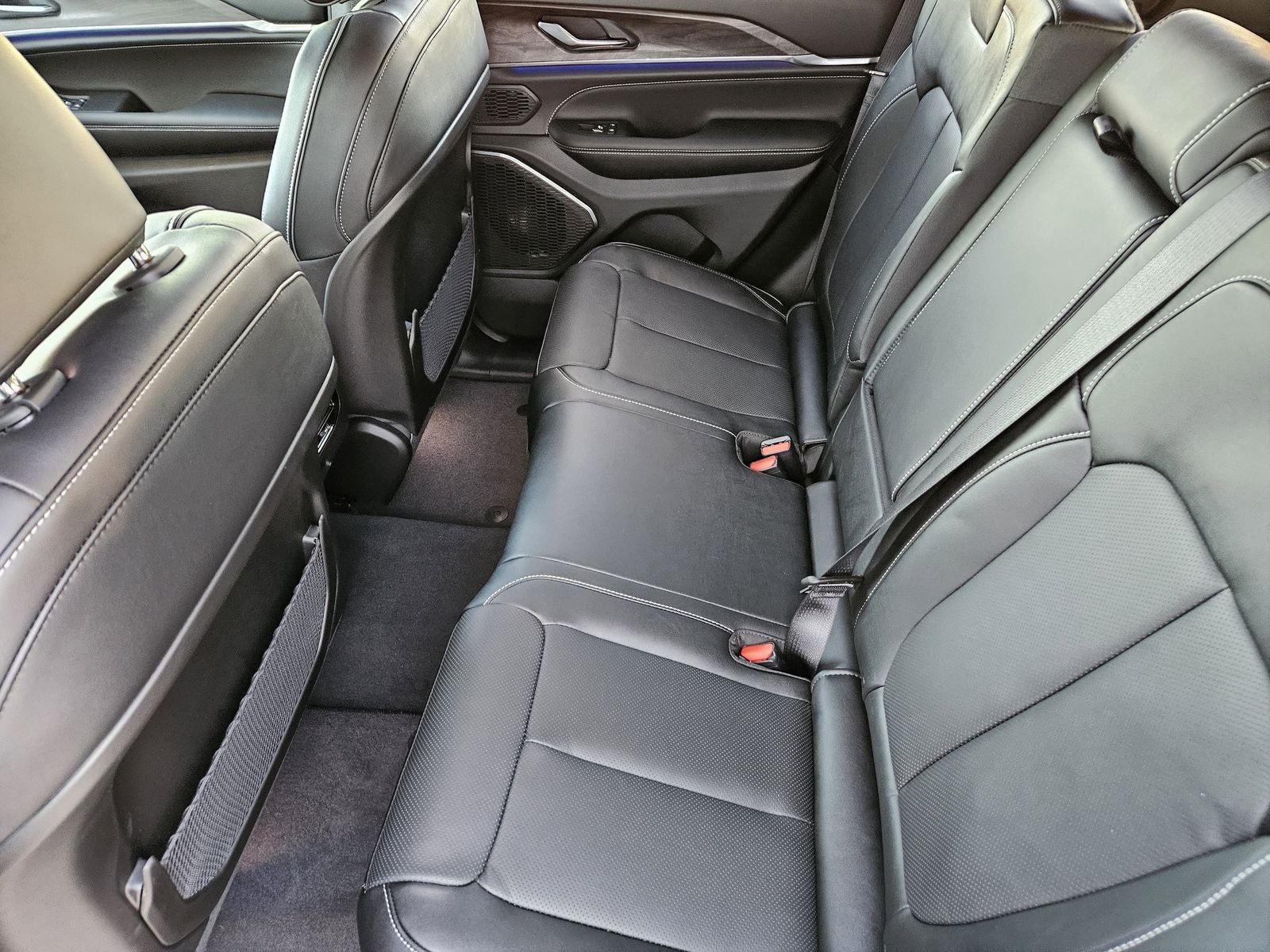 2025 Jeep Grand Cherokee GRAND CHEROKEE OVERLAND 4X4