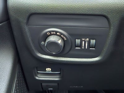 2025 Jeep Grand Cherokee L GRAND CHEROKEE L LAREDO X 4X2