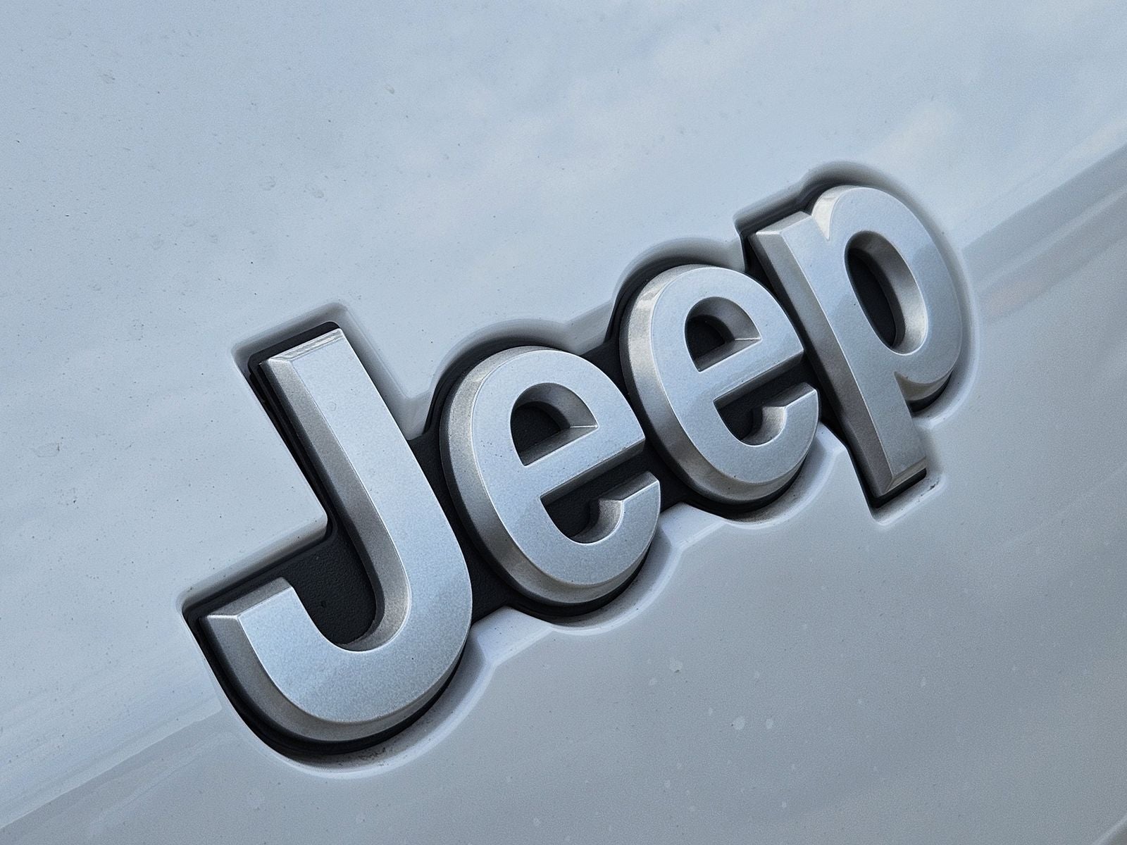 2025 Jeep Grand Cherokee L GRAND CHEROKEE L LAREDO X 4X2