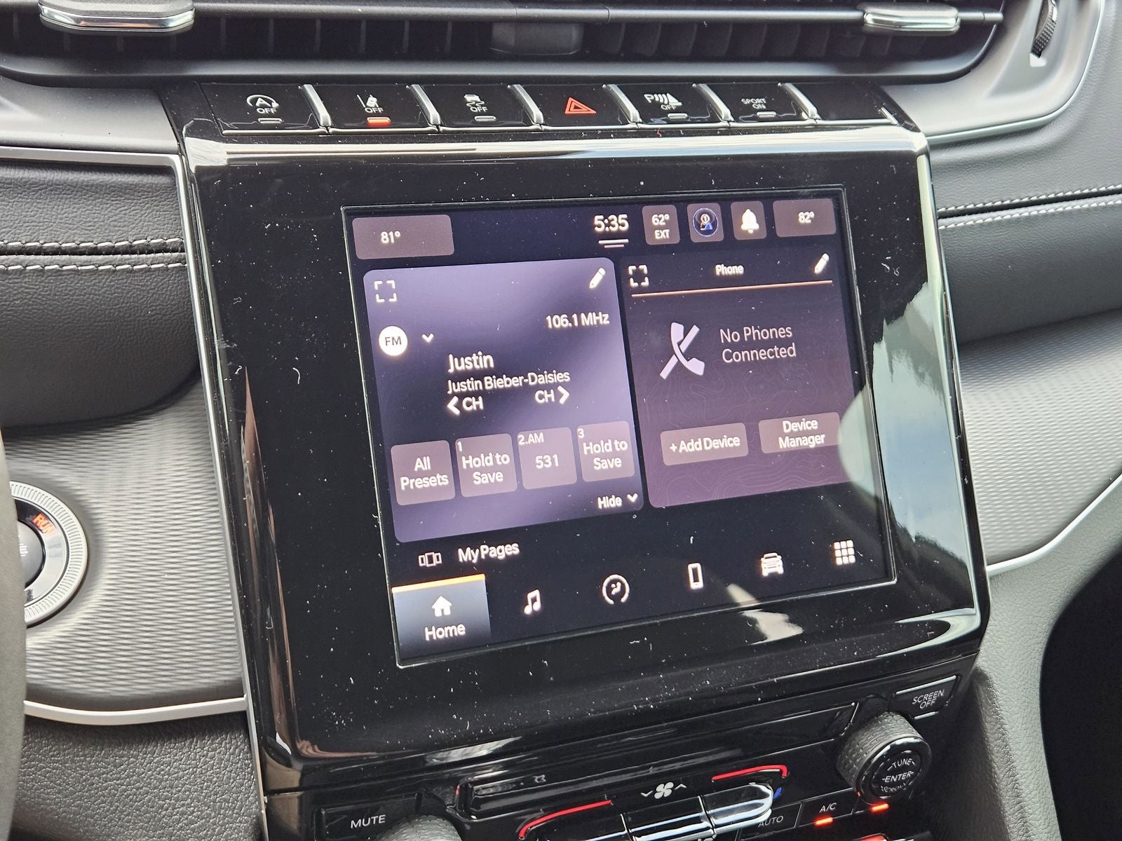 2025 Jeep Grand Cherokee L GRAND CHEROKEE L LAREDO X 4X2