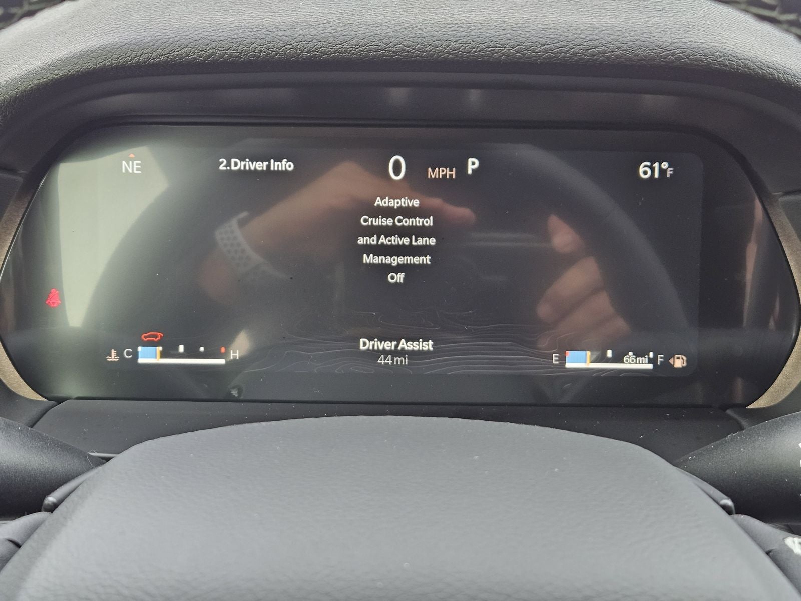 2025 Jeep Grand Cherokee L GRAND CHEROKEE L LAREDO X 4X2