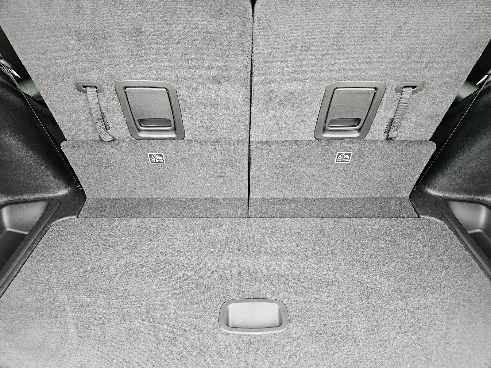 2026 Jeep Grand Cherokee L GRAND CHEROKEE L LAREDO 4X2