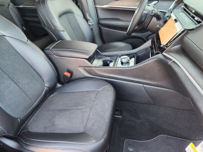 2026 Jeep Grand Cherokee L GRAND CHEROKEE L LAREDO ALTITUDE 4X2