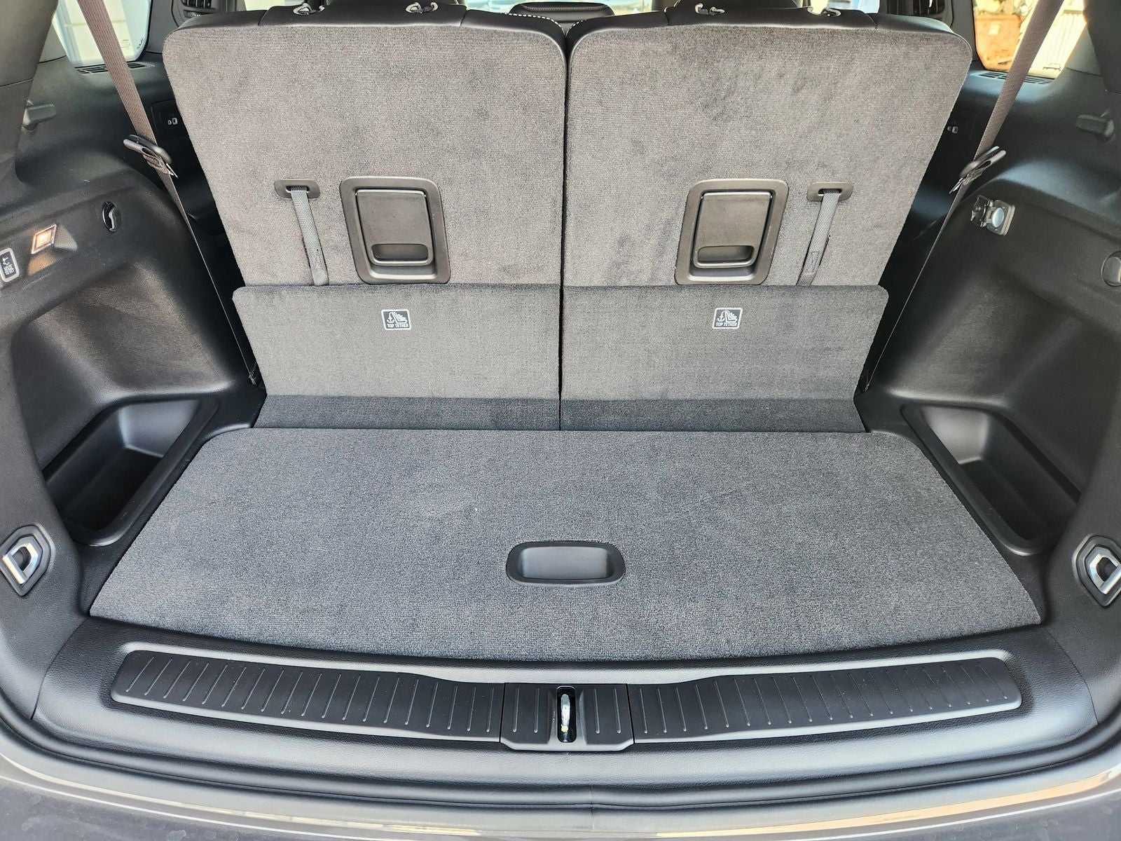 2026 Jeep Grand Cherokee L GRAND CHEROKEE L LAREDO ALTITUDE 4X2