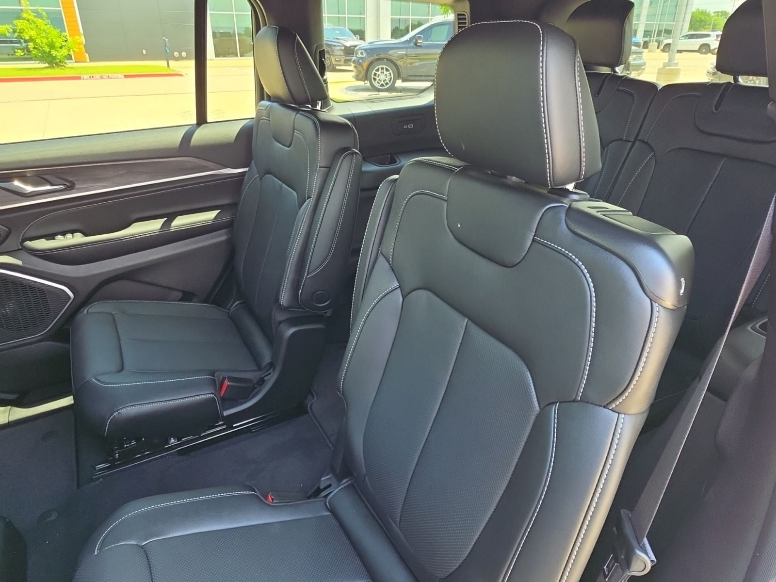 2026 Jeep Grand Cherokee L GRAND CHEROKEE L LIMITED RESERVE 4X4