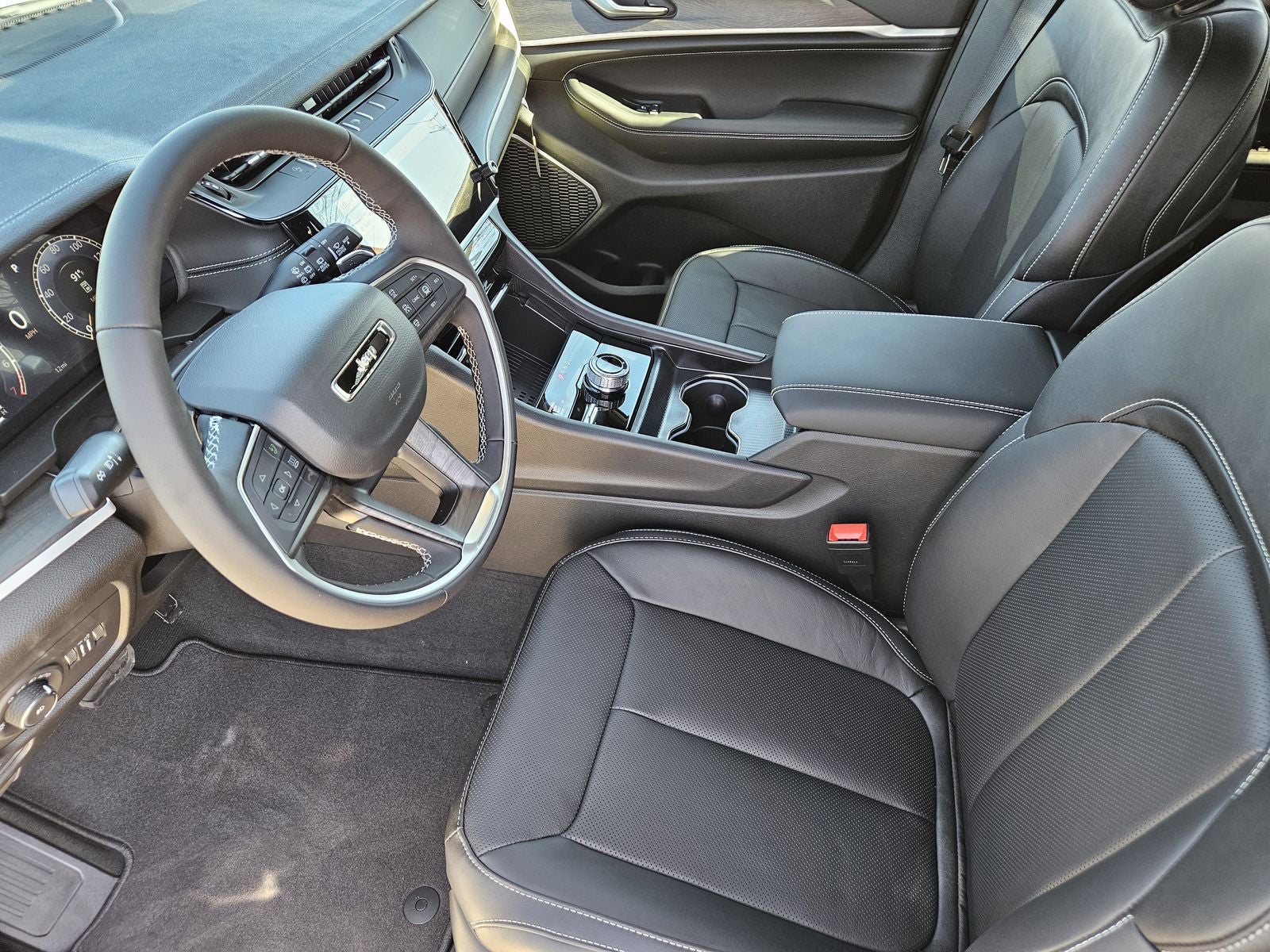 2026 Jeep Grand Cherokee GRAND CHEROKEE L LIMITED RESERVE 4X4