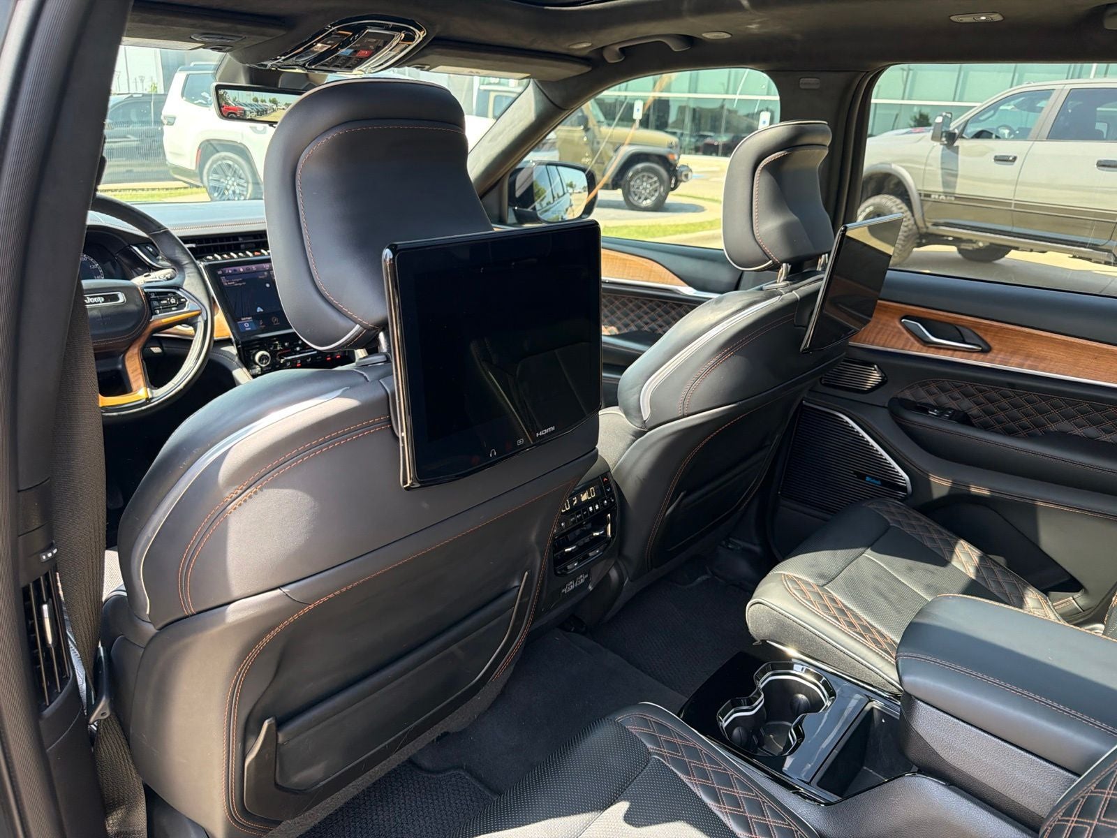 2025 Jeep Grand Cherokee L Summit Reserve 4x4