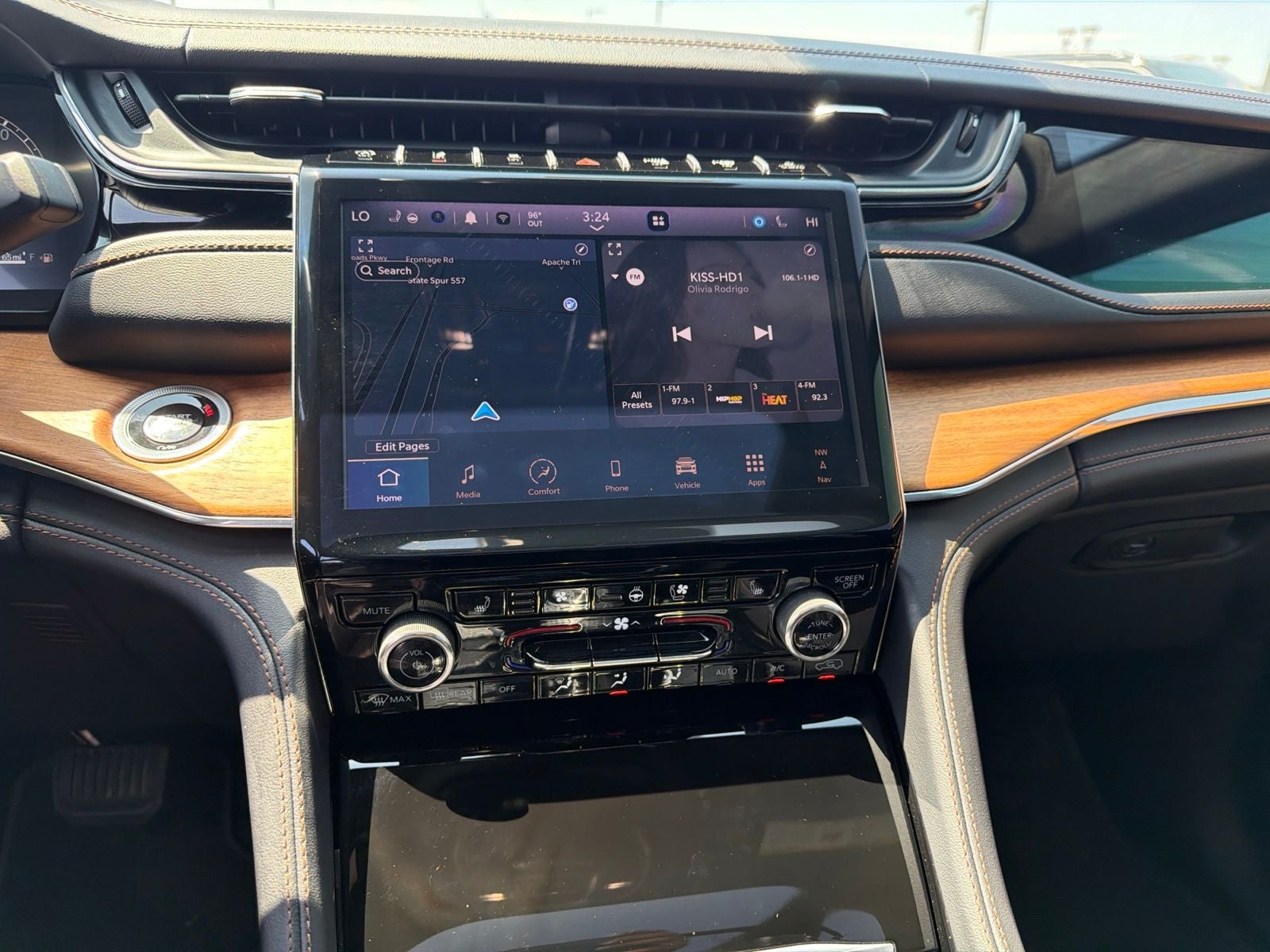 2025 Jeep Grand Cherokee L Summit Reserve 4x4