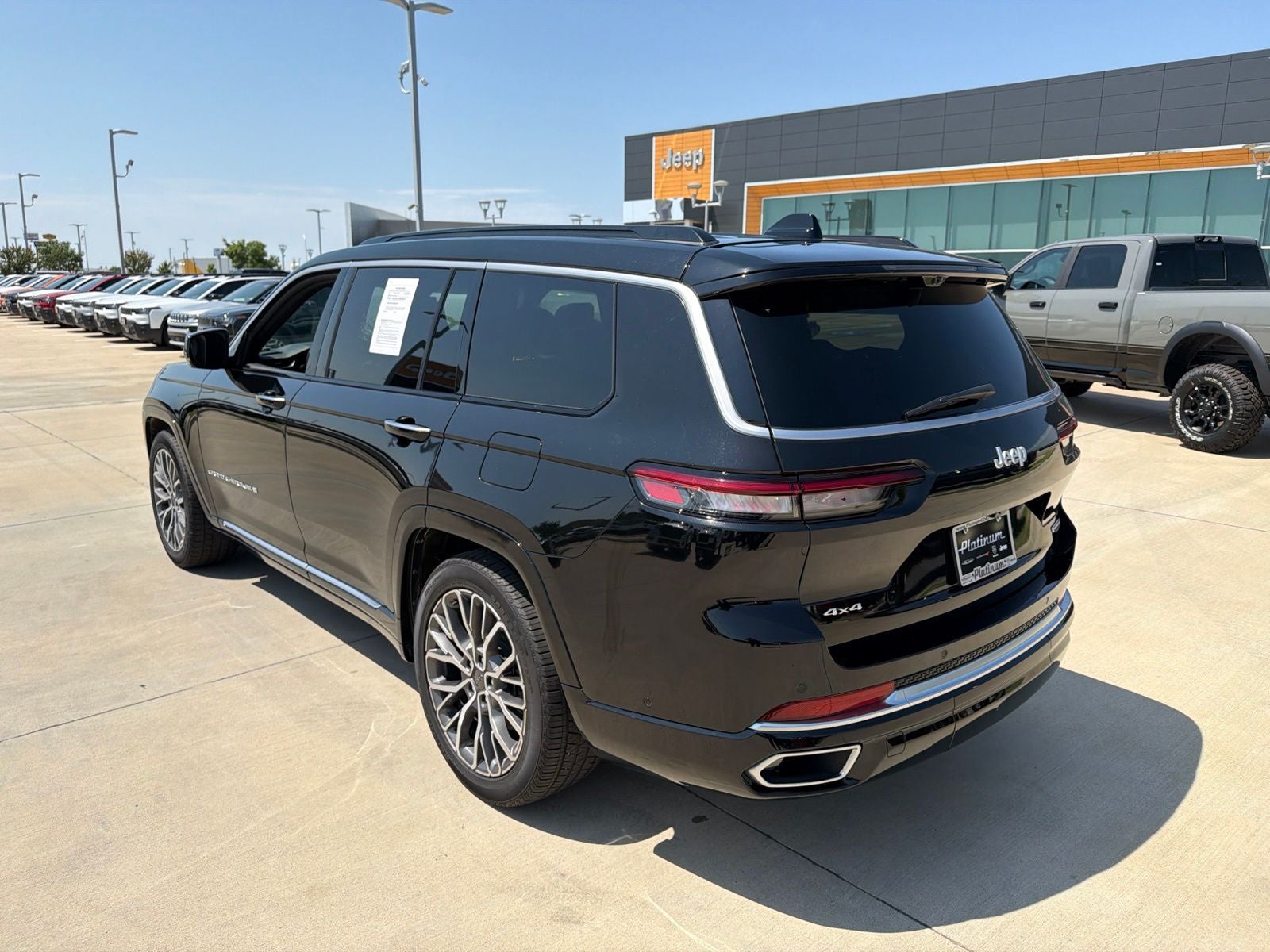 2025 Jeep Grand Cherokee L Summit Reserve 4x4