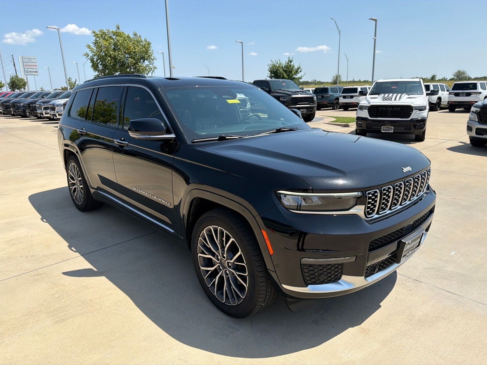 2025 Jeep Grand Cherokee L Summit Reserve 4x4