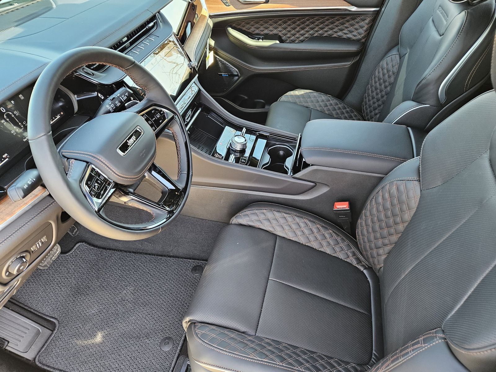 2026 Jeep Grand Cherokee L GRAND CHEROKEE L SUMMIT 4X4