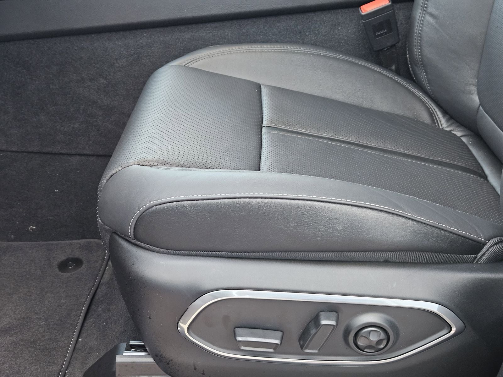 2026 Jeep Grand Wagoneer GRAND WAGONEER L LIMITED RESERVE 4X4