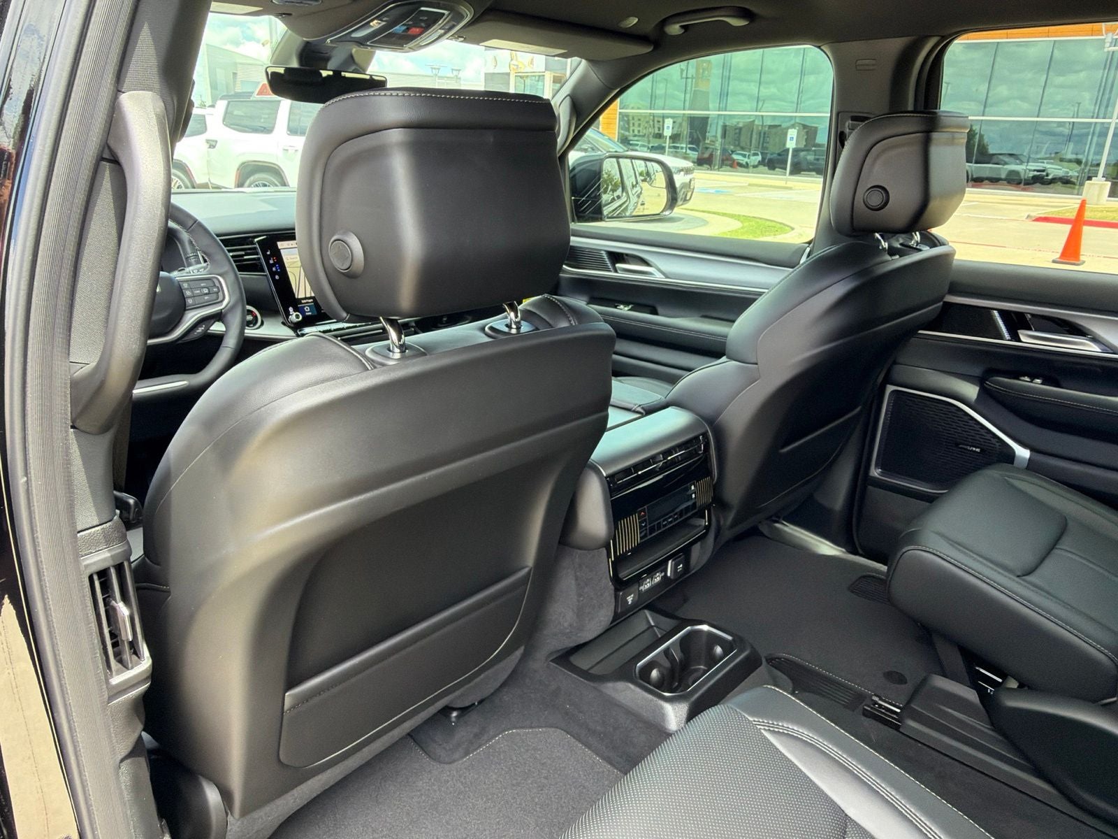 2026 Jeep Grand Wagoneer GRAND WAGONEER 4X2