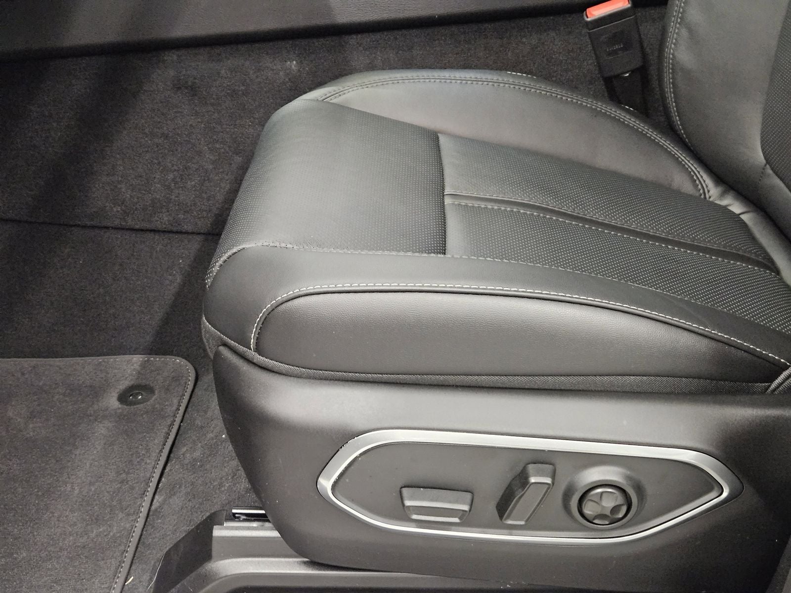 2026 Jeep Grand Wagoneer GRAND WAGONEER 4X4