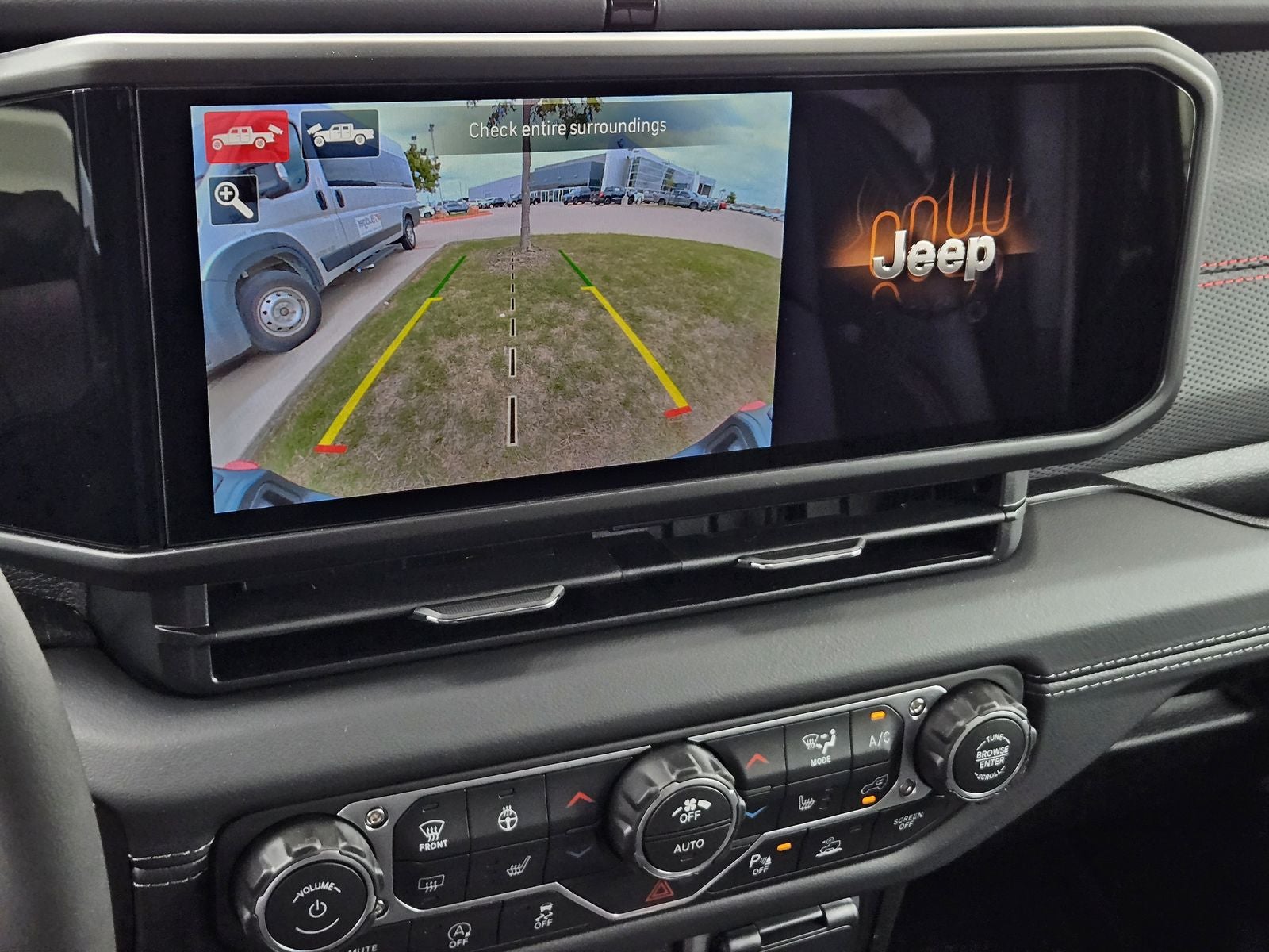 2026 Jeep Gladiator GLADIATOR SHADOW OPS 4X4