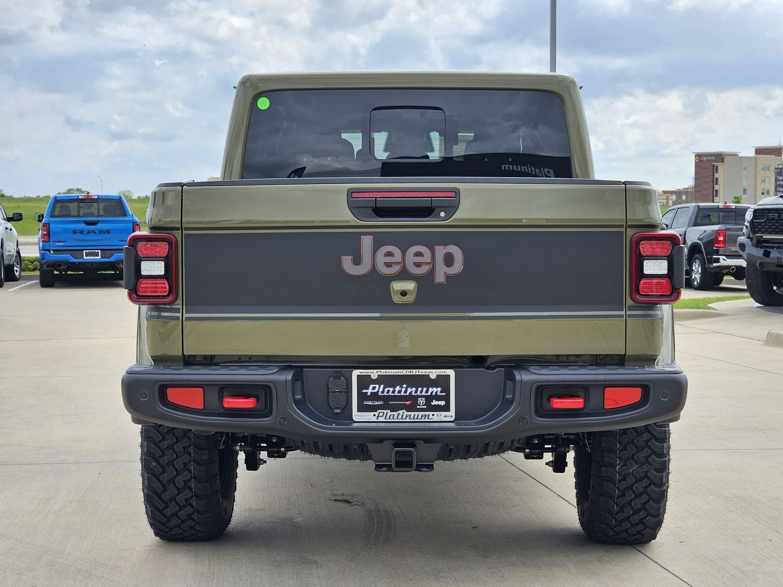 2026 Jeep Gladiator GLADIATOR SHADOW OPS 4X4