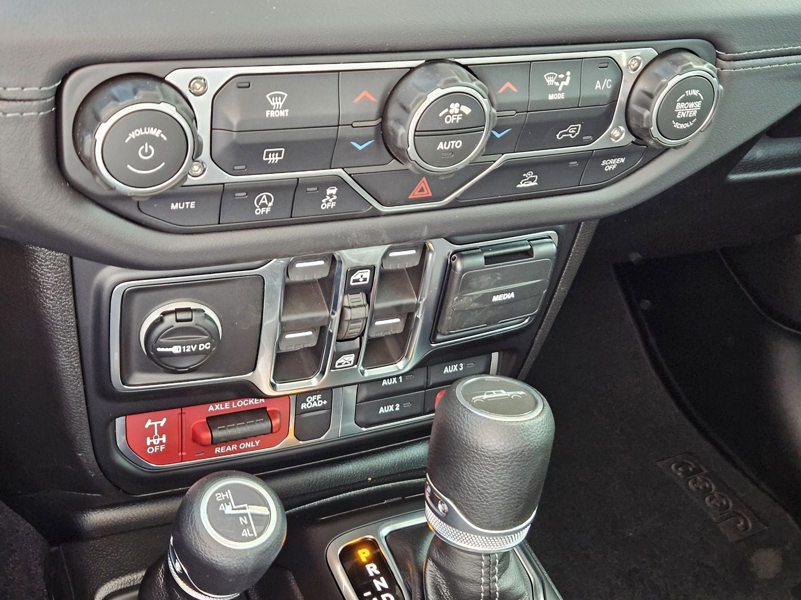 2026 Jeep Gladiator GLADIATOR MOJAVE 4X4