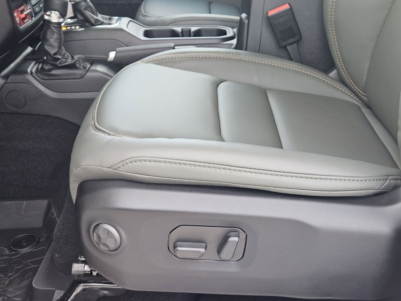 2026 Jeep Gladiator GLADIATOR MOJAVE X 4X4