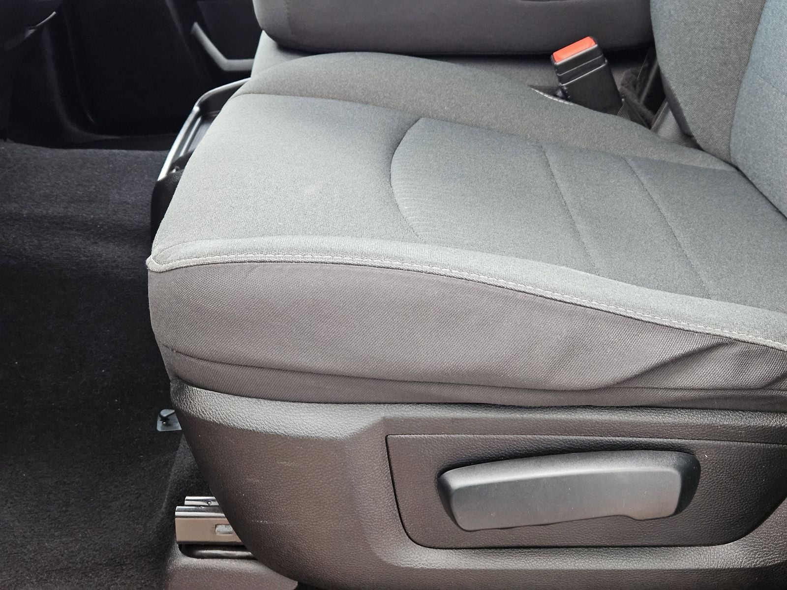 2024 RAM 1500 Classic Warlock Crew Cab 4x4 5'7' Box