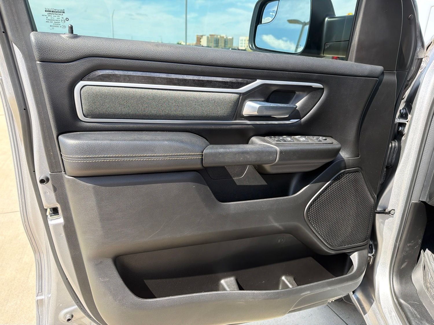 2022 RAM Ram 1500 Lone Star Quad Cab 4x2 6'4' Box