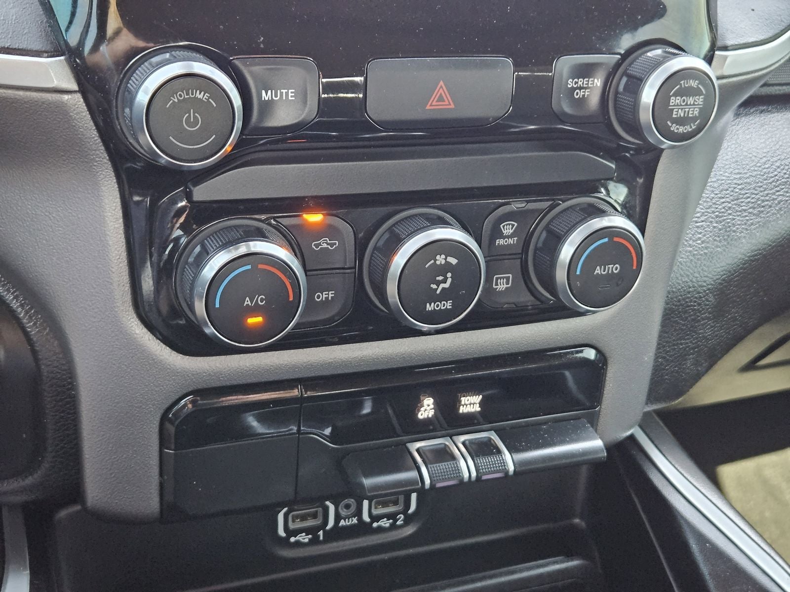 2022 RAM Ram 1500 Lone Star Crew Cab 4x2 5'7' Box