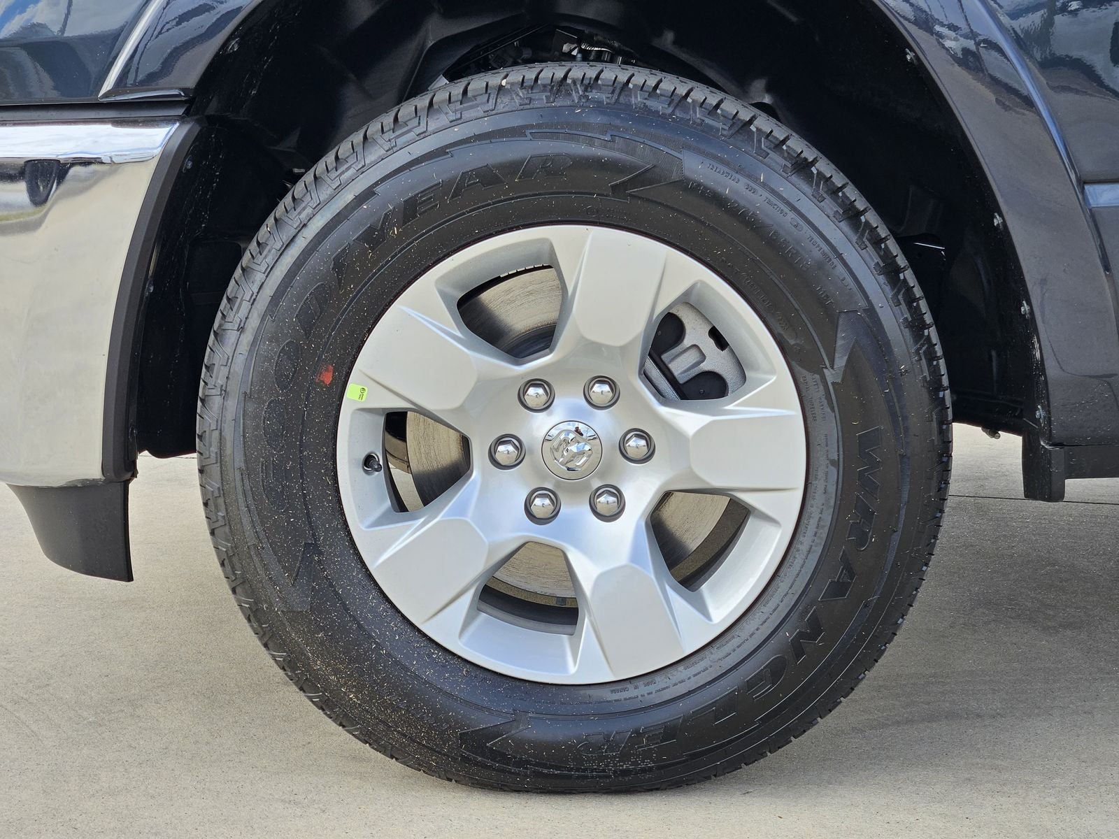 2026 RAM Ram 1500 RAM 1500 LONE STAR CREW CAB 4X2 5'7' BOX