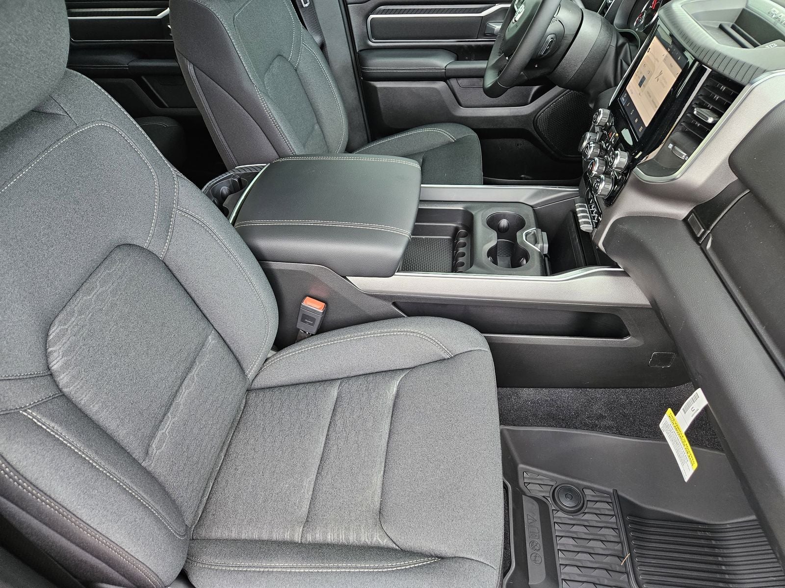 2026 RAM Ram 1500 RAM 1500 LONE STAR CREW CAB 4X2 5'7' BOX