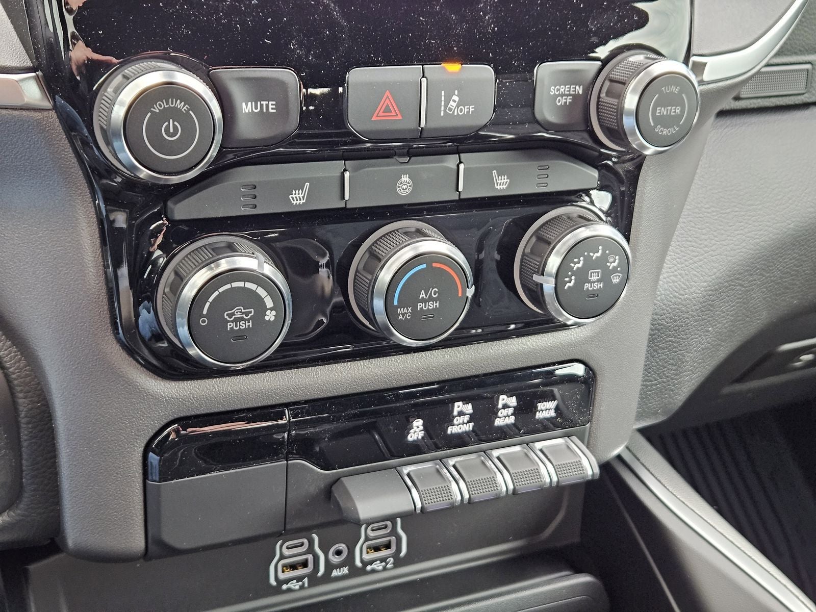 2026 RAM Ram 1500 RAM 1500 LONE STAR CREW CAB 4X2 5'7' BOX