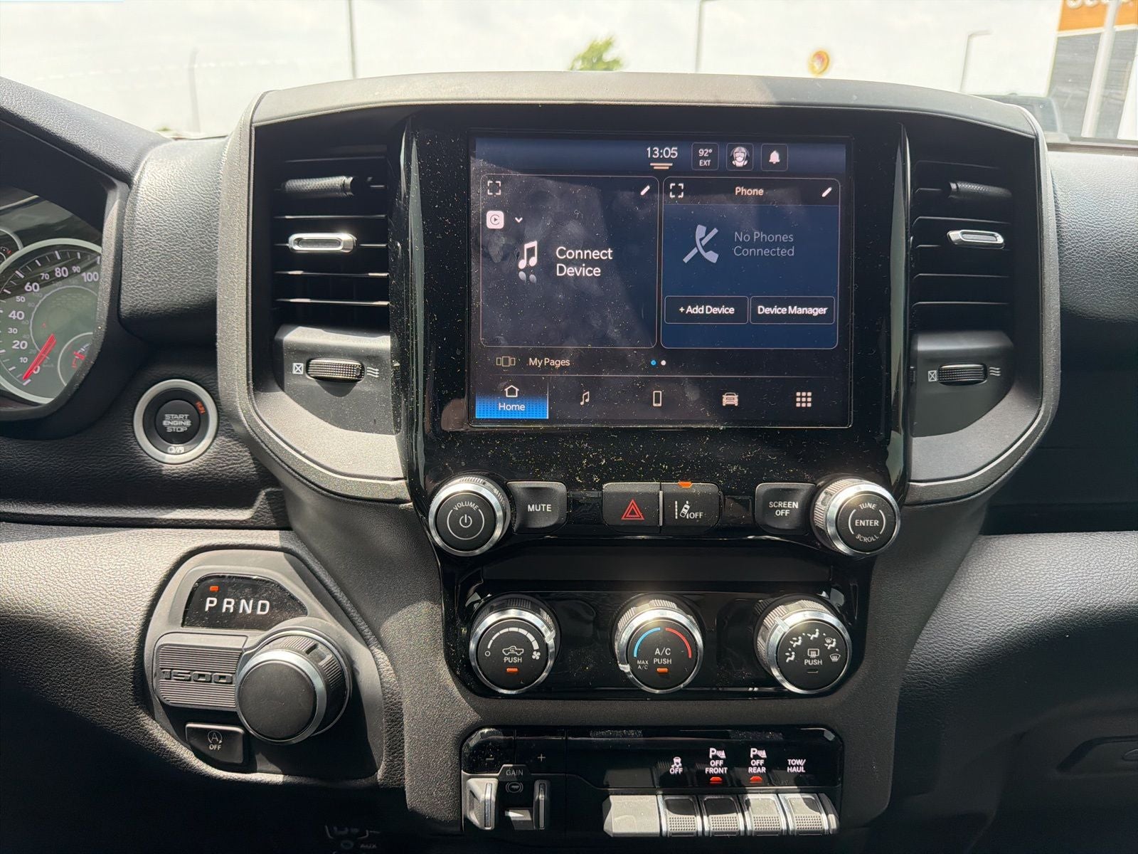 2025 RAM Ram 1500 Tradesman Crew Cab 4x2 5'7' Box