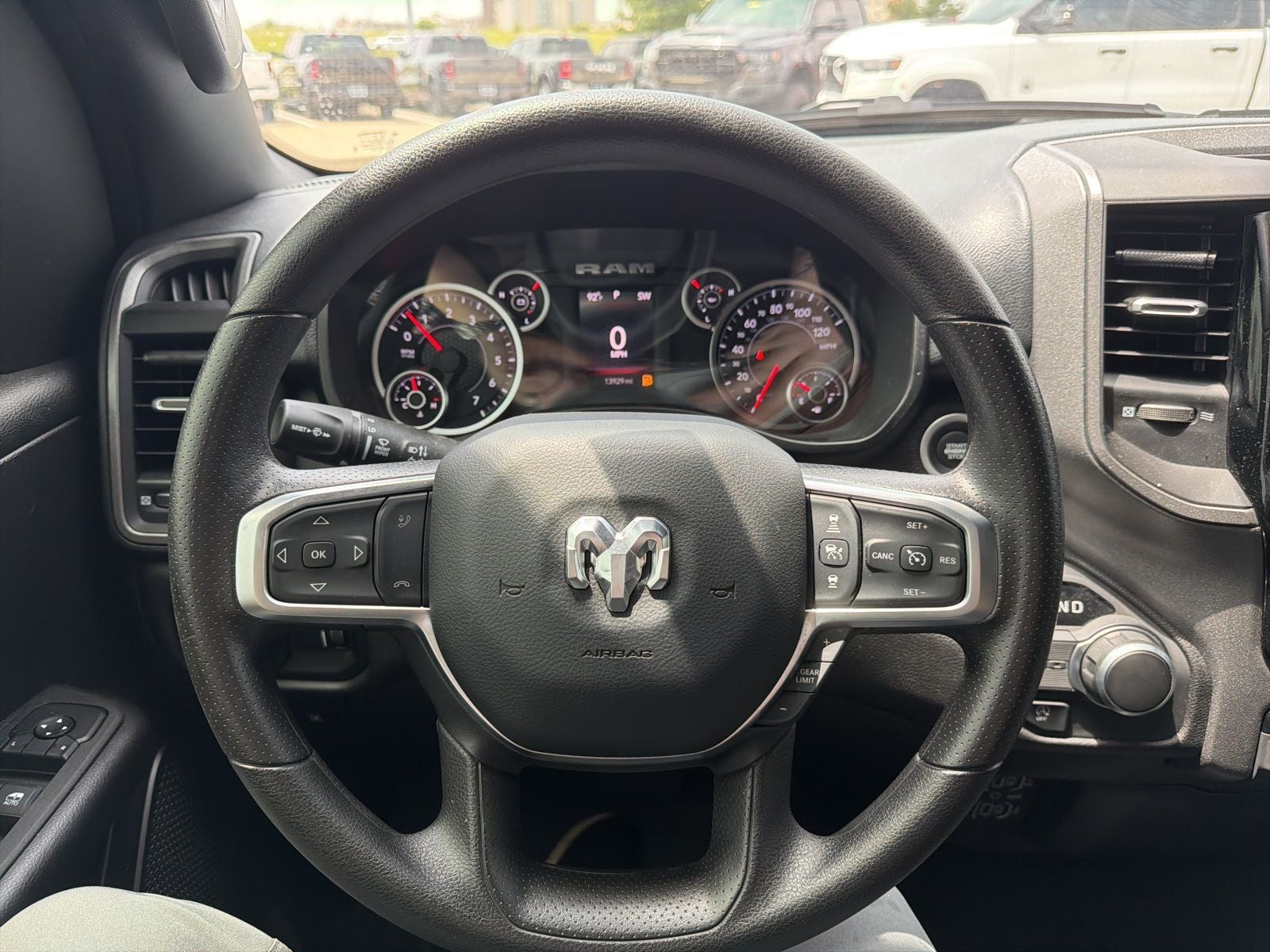 2025 RAM Ram 1500 Tradesman Crew Cab 4x2 5'7' Box