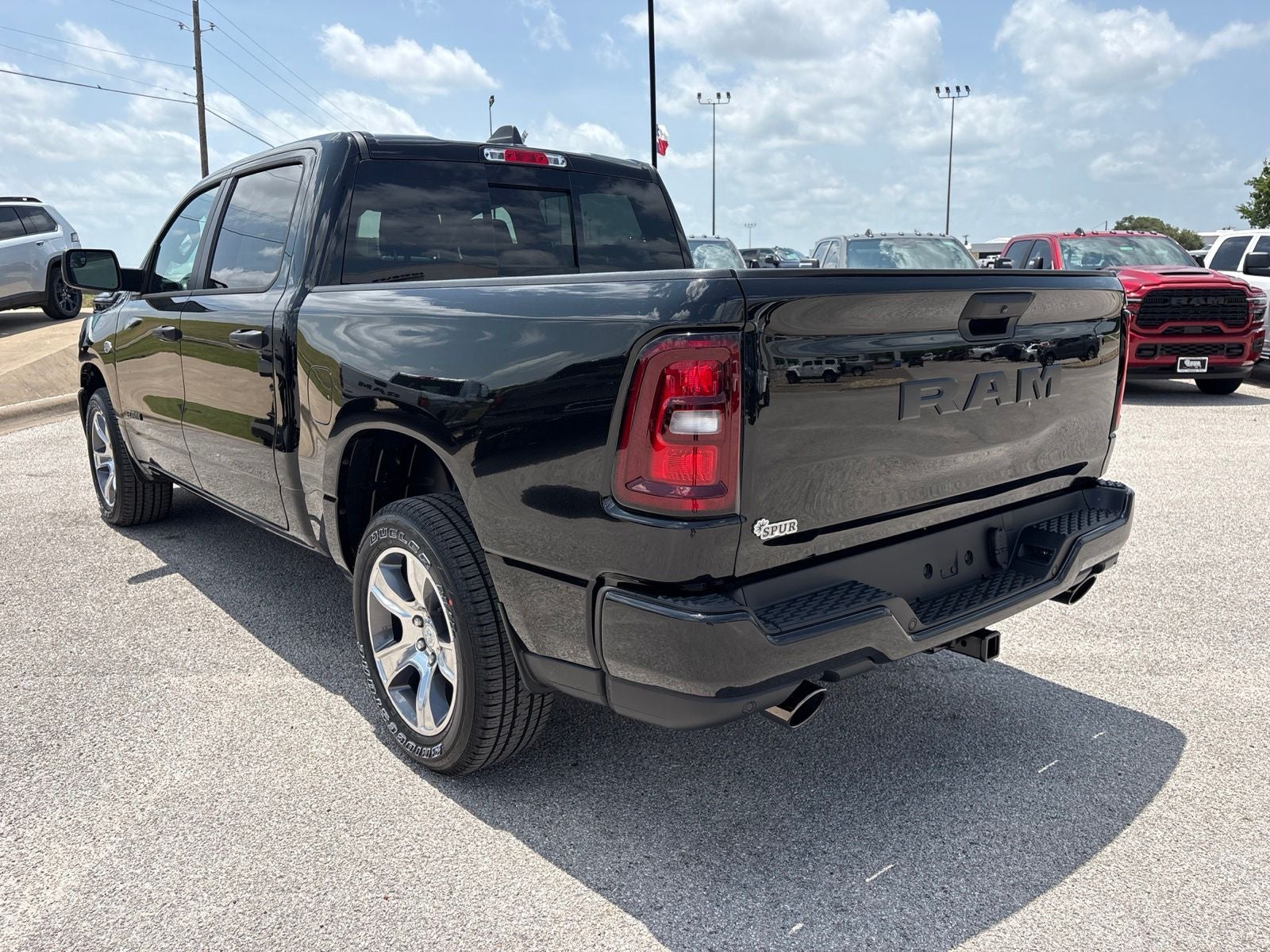 2026 RAM Ram 1500 RAM 1500 EXPRESS CREW CAB 4X2 5'7' BOX