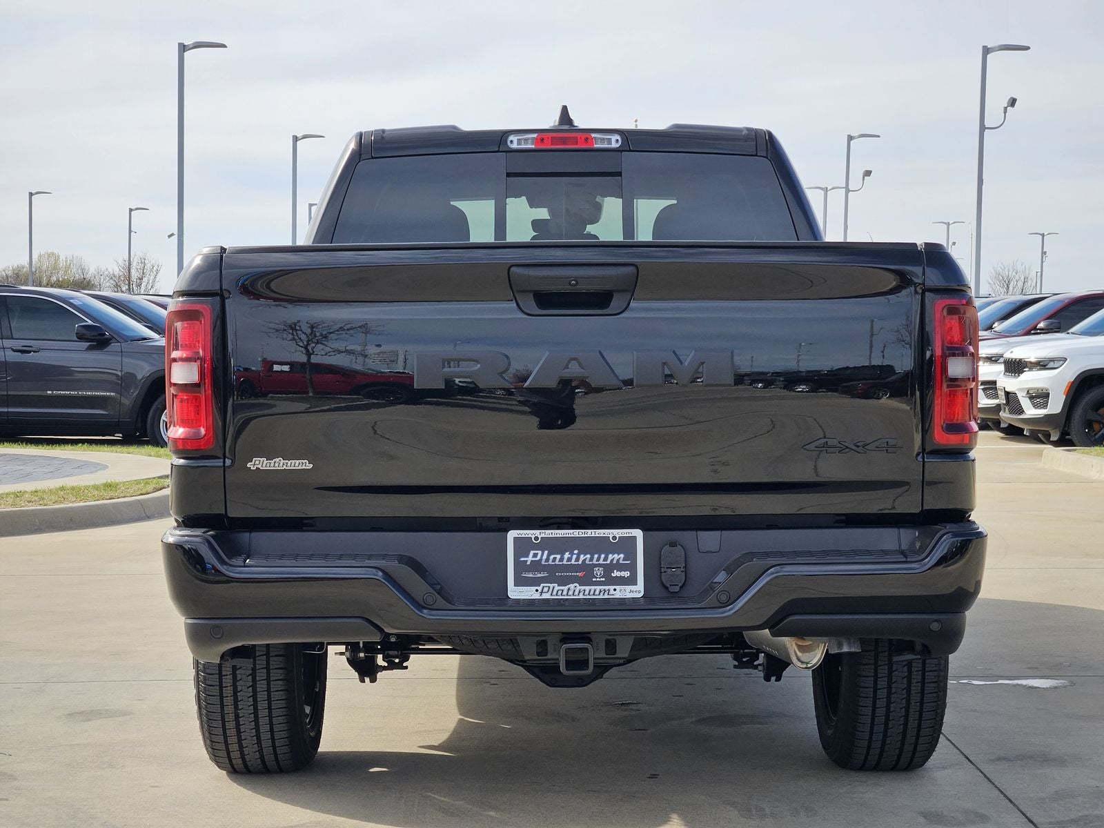 2026 RAM Ram 1500 RAM 1500 EXPRESS QUAD CAB 4X4 6'4' BOX