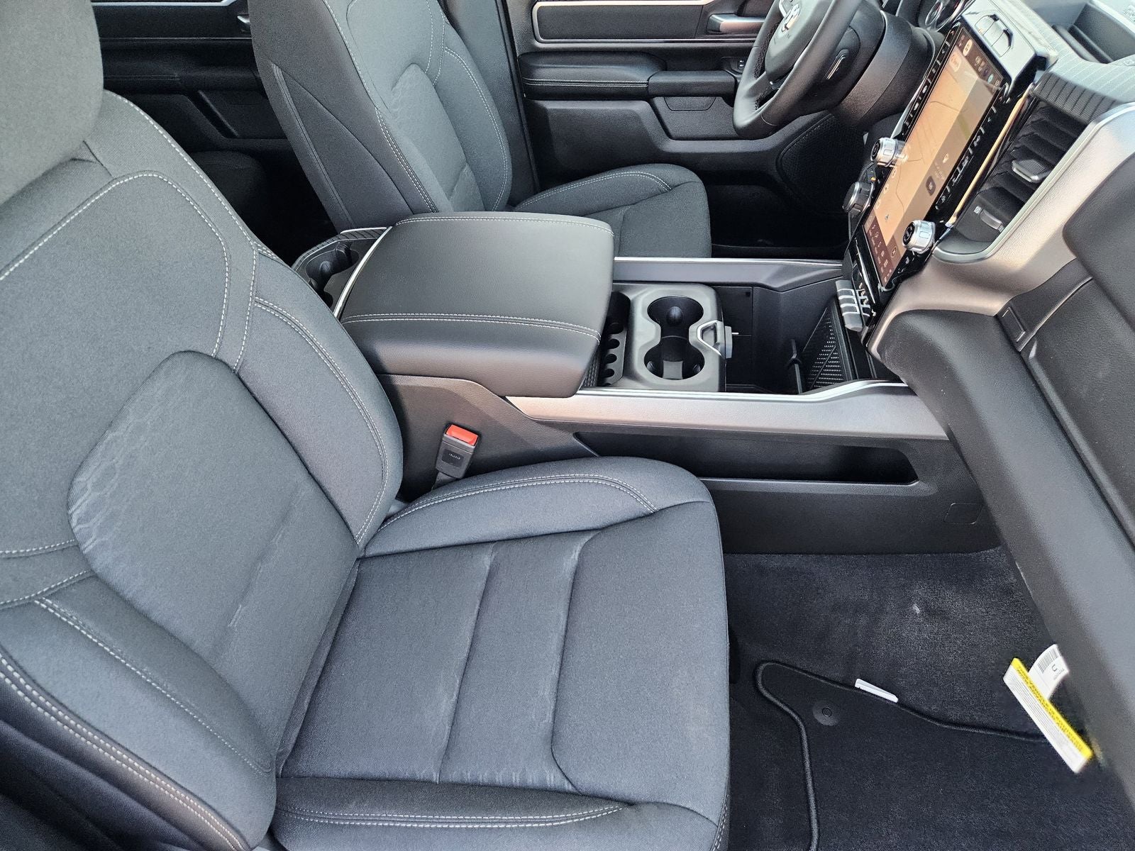 2026 RAM Ram 1500 RAM 1500 LONE STAR CREW CAB 4X4 5'7' BOX