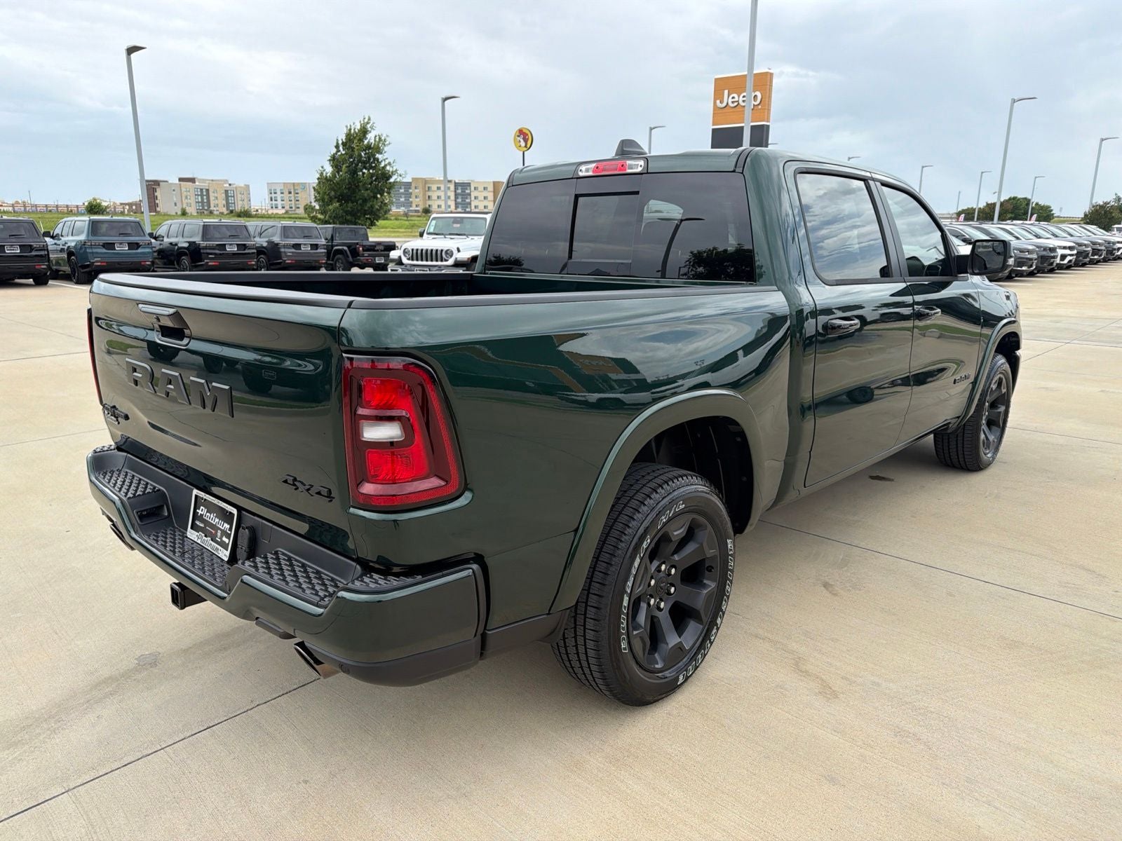 2026 RAM Ram 1500 RAM 1500 LONE STAR CREW CAB 4X4 5'7' BOX