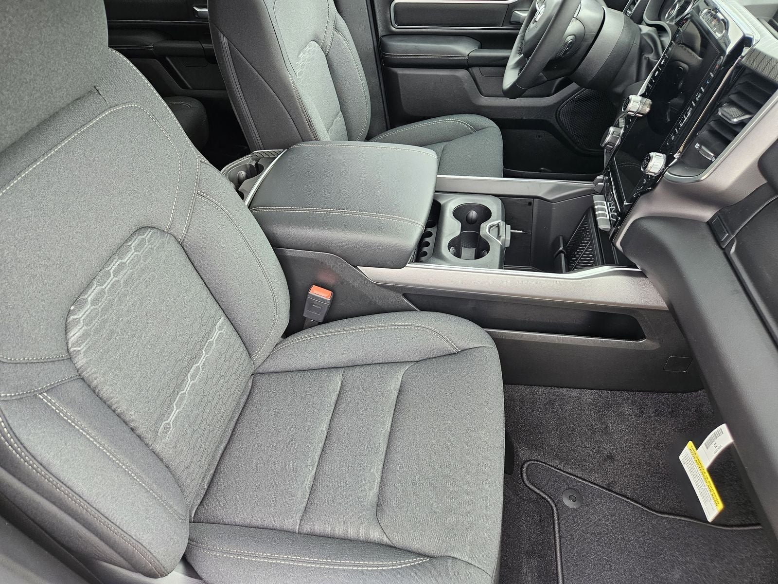 2026 RAM Ram 1500 RAM 1500 LONE STAR CREW CAB 4X4 5'7' BOX