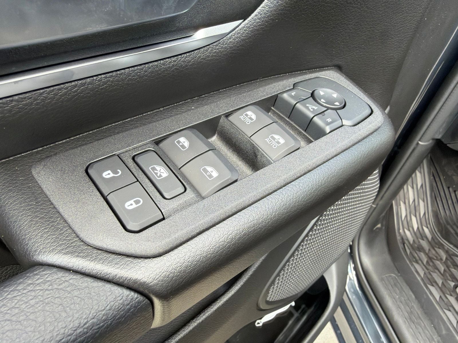 2027 RAM Ram 1500 Lone Star