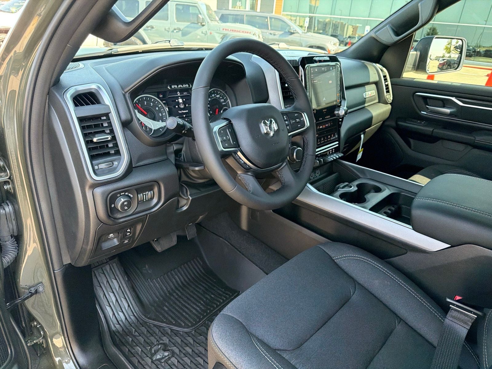 2026 RAM Ram 1500 RAM 1500 LONE STAR CREW CAB 4X4 5'7' BOX