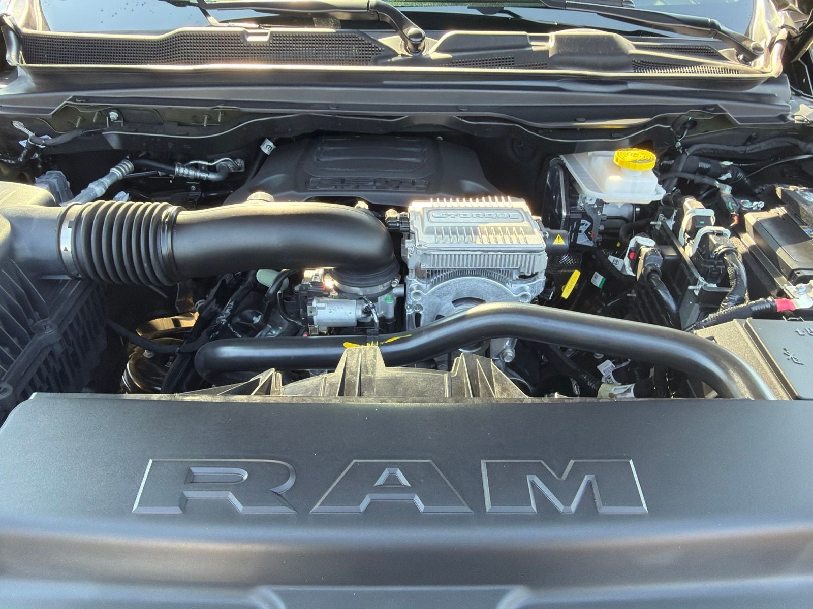 2026 RAM Ram 1500 RAM 1500 LONE STAR CREW CAB 4X4 5'7' BOX