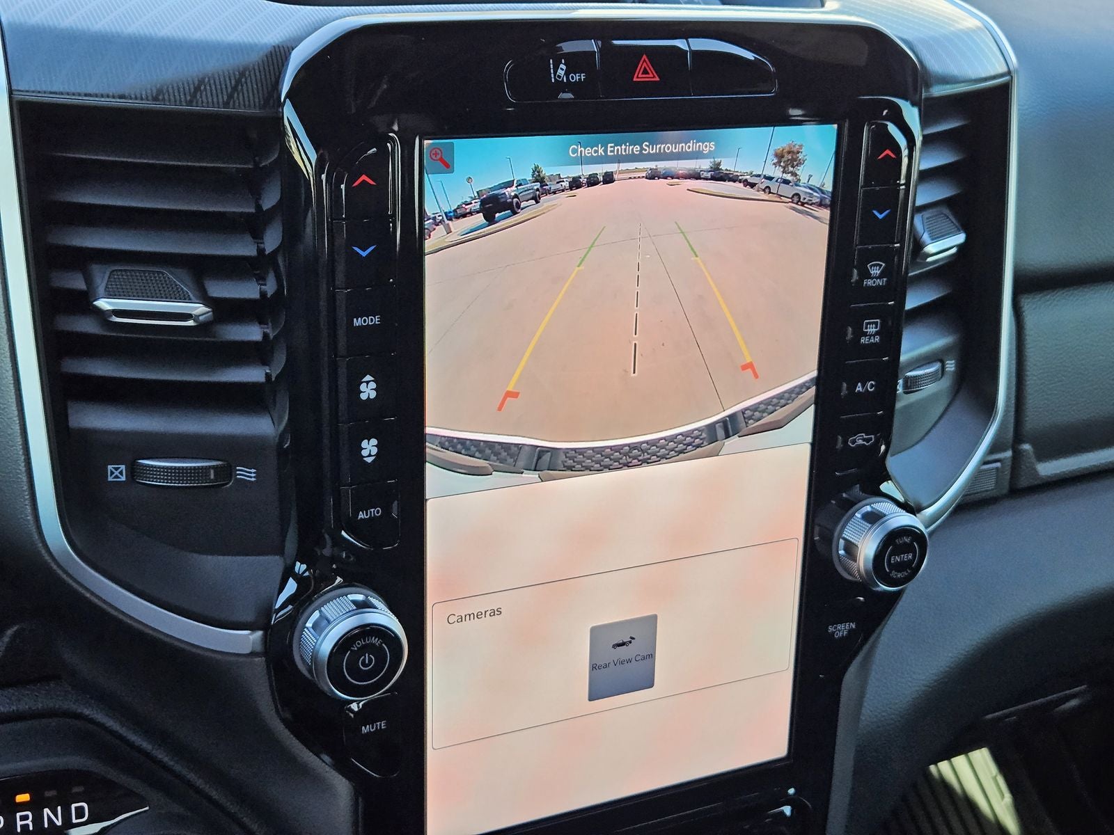 2026 RAM Ram 1500 RAM 1500 LONE STAR CREW CAB 4X4 5'7' BOX