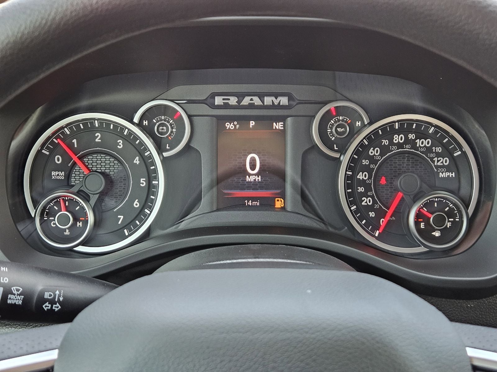 2026 RAM Ram 1500 RAM 1500 EXPRESS CREW CAB 4X4 5'7' BOX