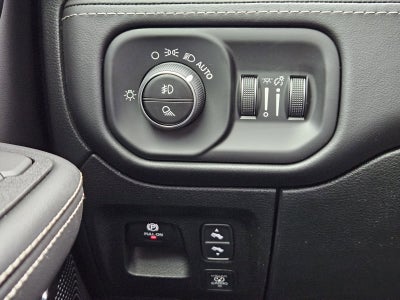 2026 RAM Ram 1500 RAM 1500 LIMITED CREW CAB 4X4 5'7' BOX