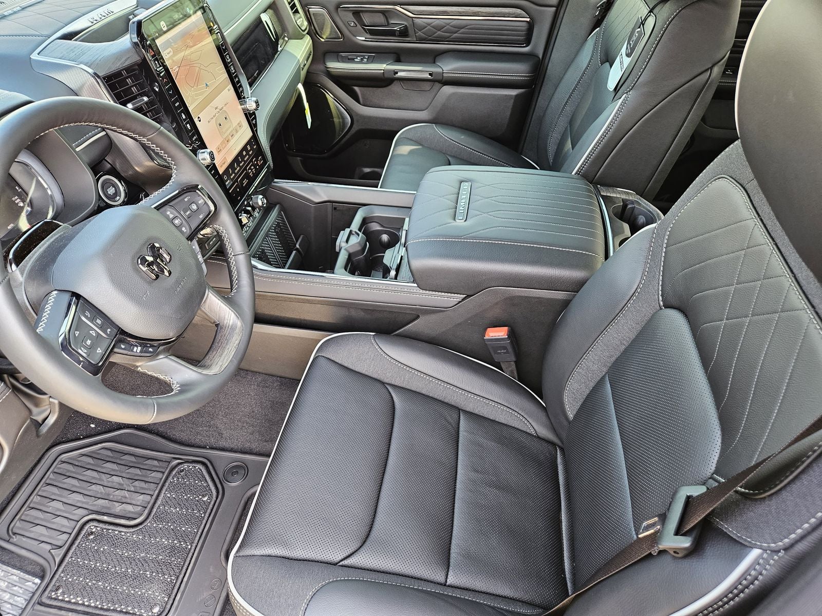 2026 RAM Ram 1500 RAM 1500 LIMITED CREW CAB 4X4 5'7' BOX