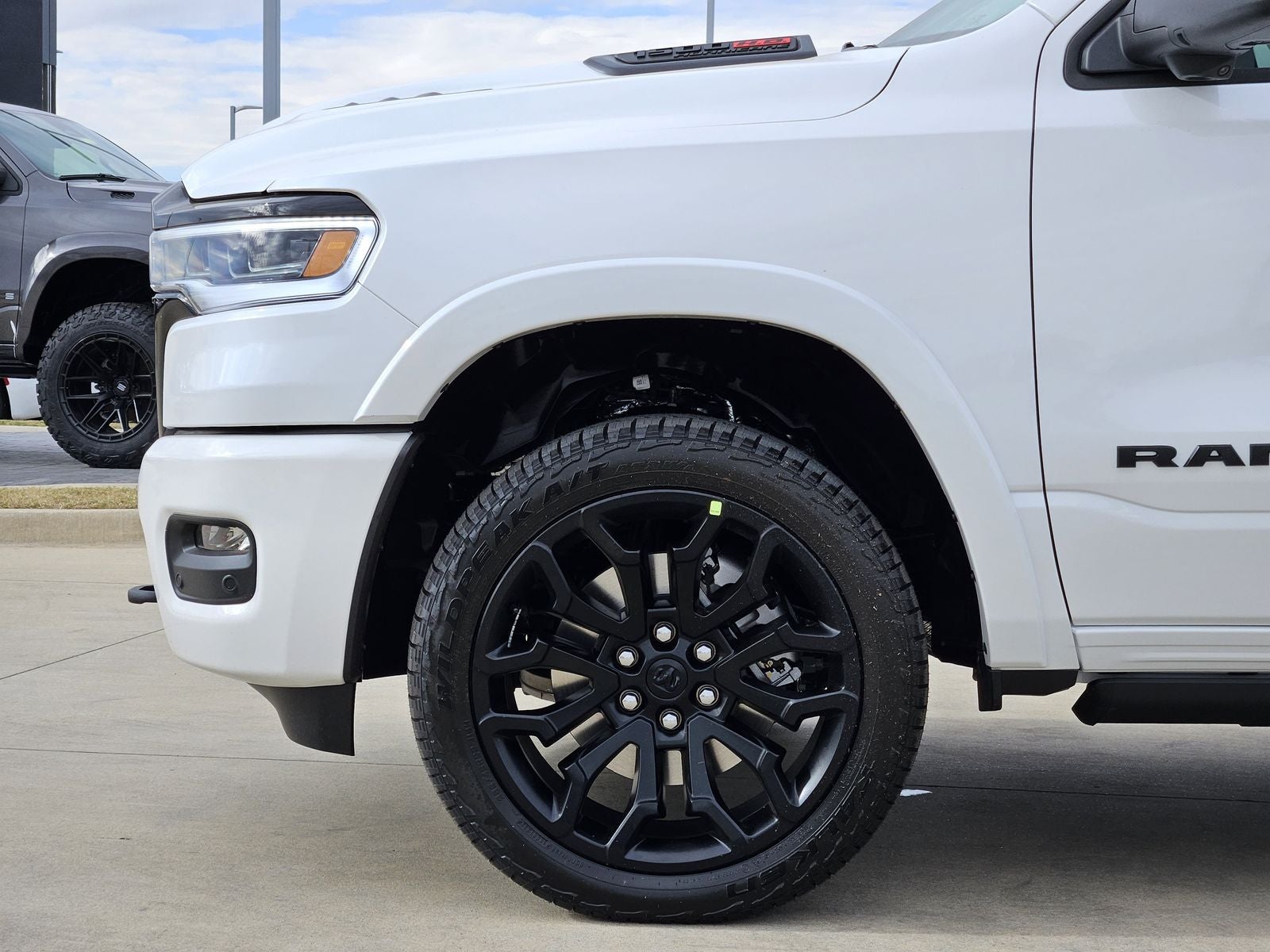 2026 RAM Ram 1500 RAM 1500 LIMITED CREW CAB 4X4 5'7' BOX