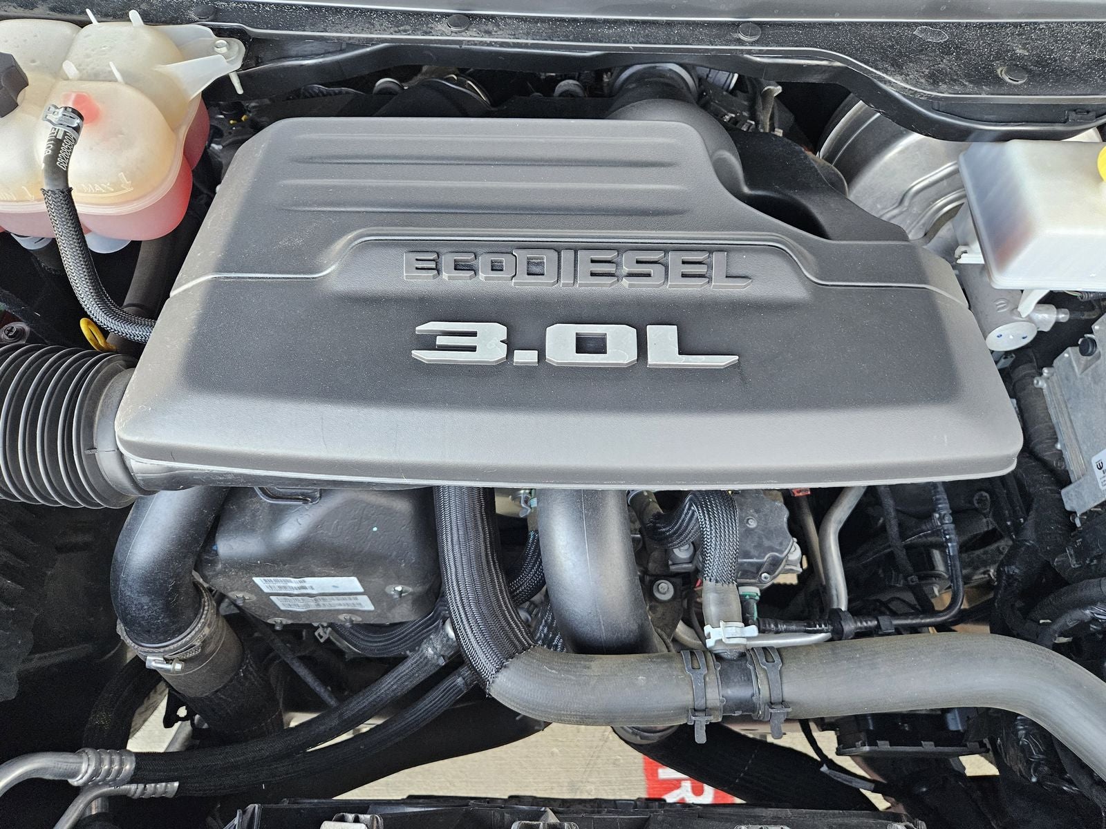 2023 RAM Ram 1500 Laramie Crew Cab 4x4 5'7' Box