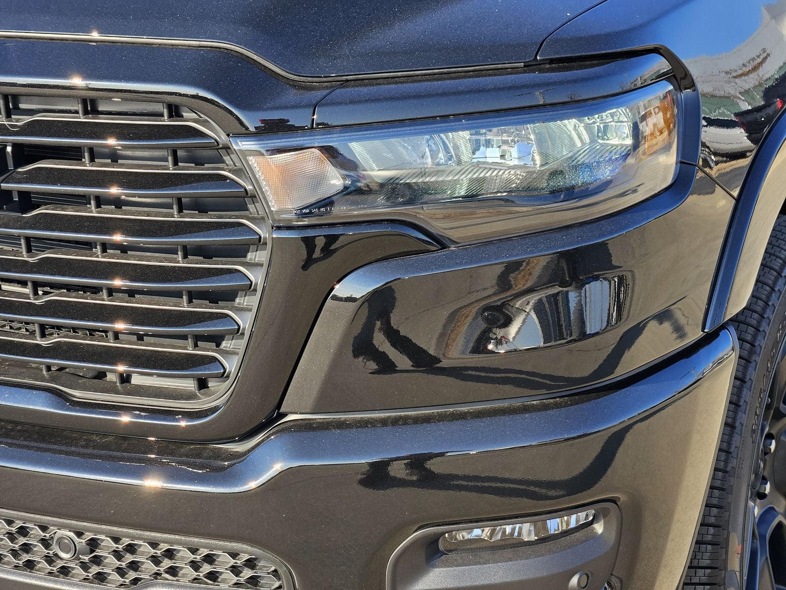 2026 RAM Ram 1500 RAM 1500 LARAMIE CREW CAB 4X4 5'7' BOX